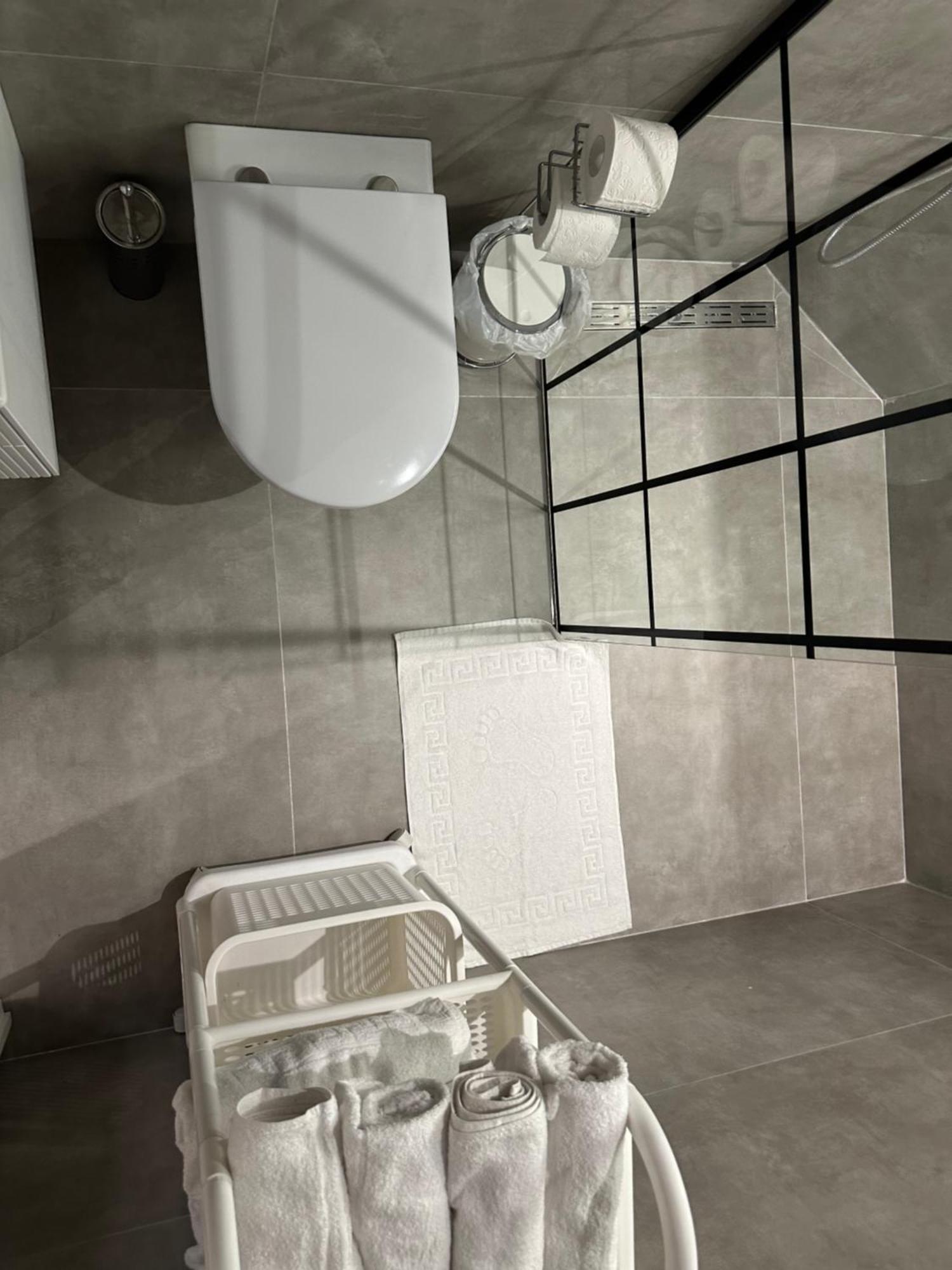 Luxury Center Apartments Тирана Екстер'єр фото