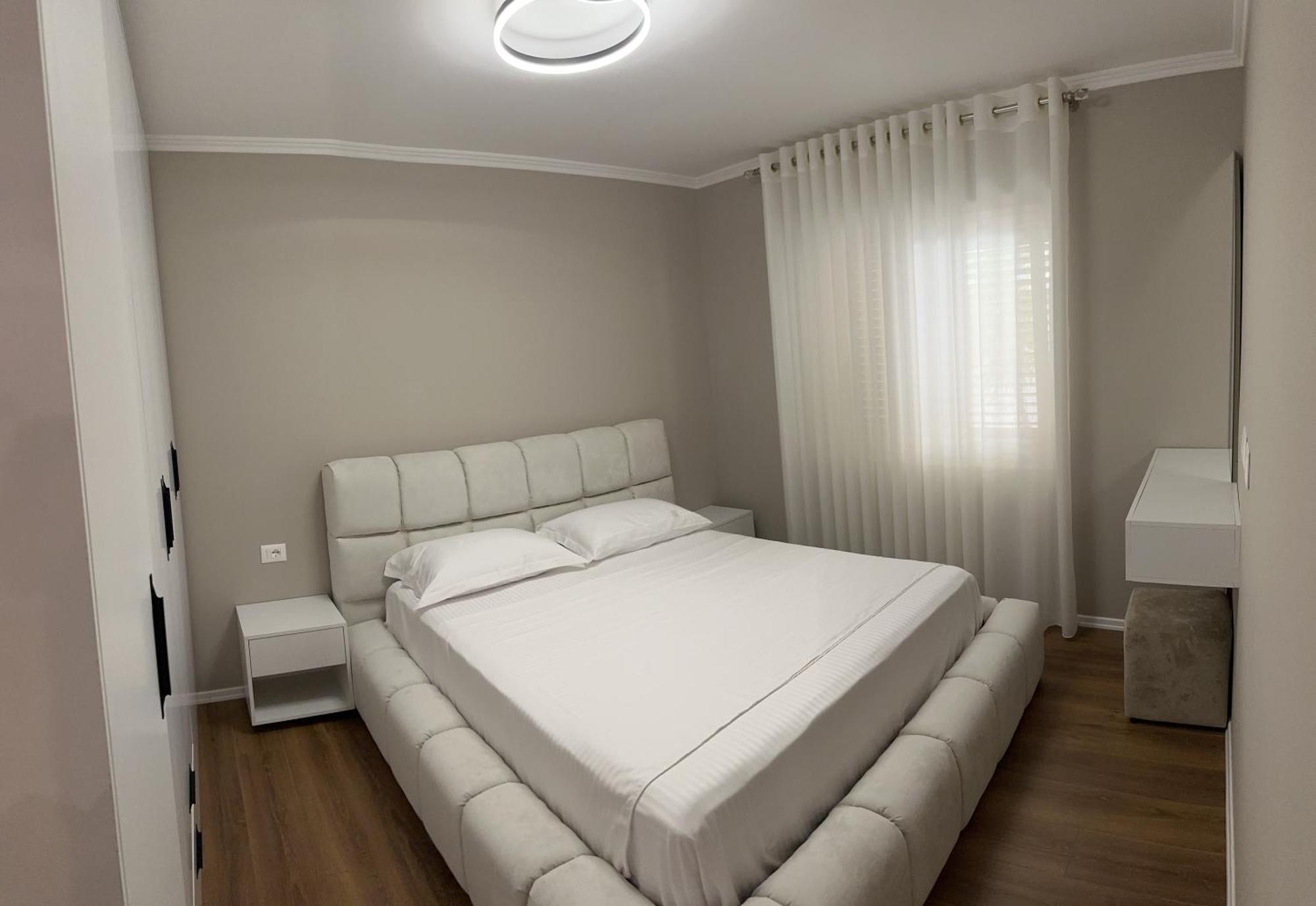 Luxury Center Apartments Тирана Екстер'єр фото